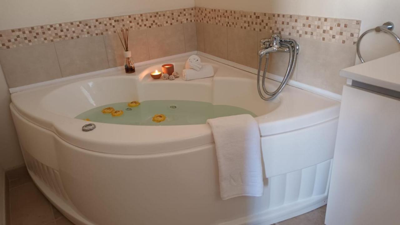 Bed and Breakfast Dimora Mazzini - Salento Selection Тульє Екстер'єр фото