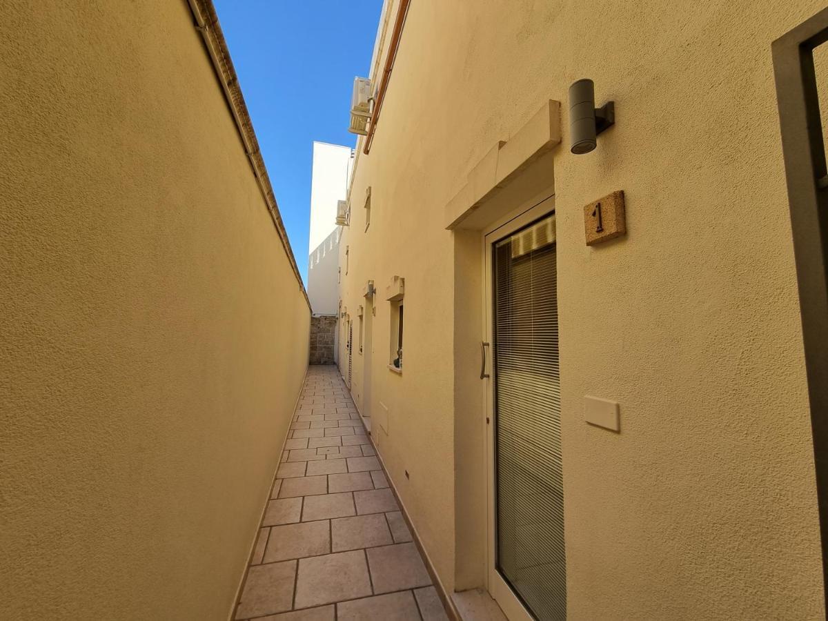 Bed and Breakfast Dimora Mazzini - Salento Selection Тульє Екстер'єр фото
