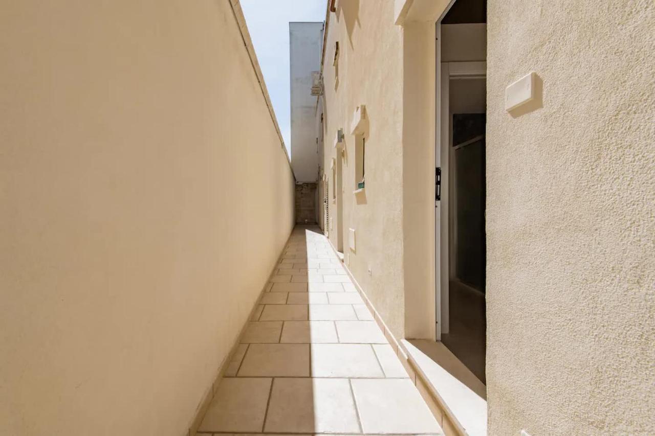 Bed and Breakfast Dimora Mazzini - Salento Selection Тульє Екстер'єр фото